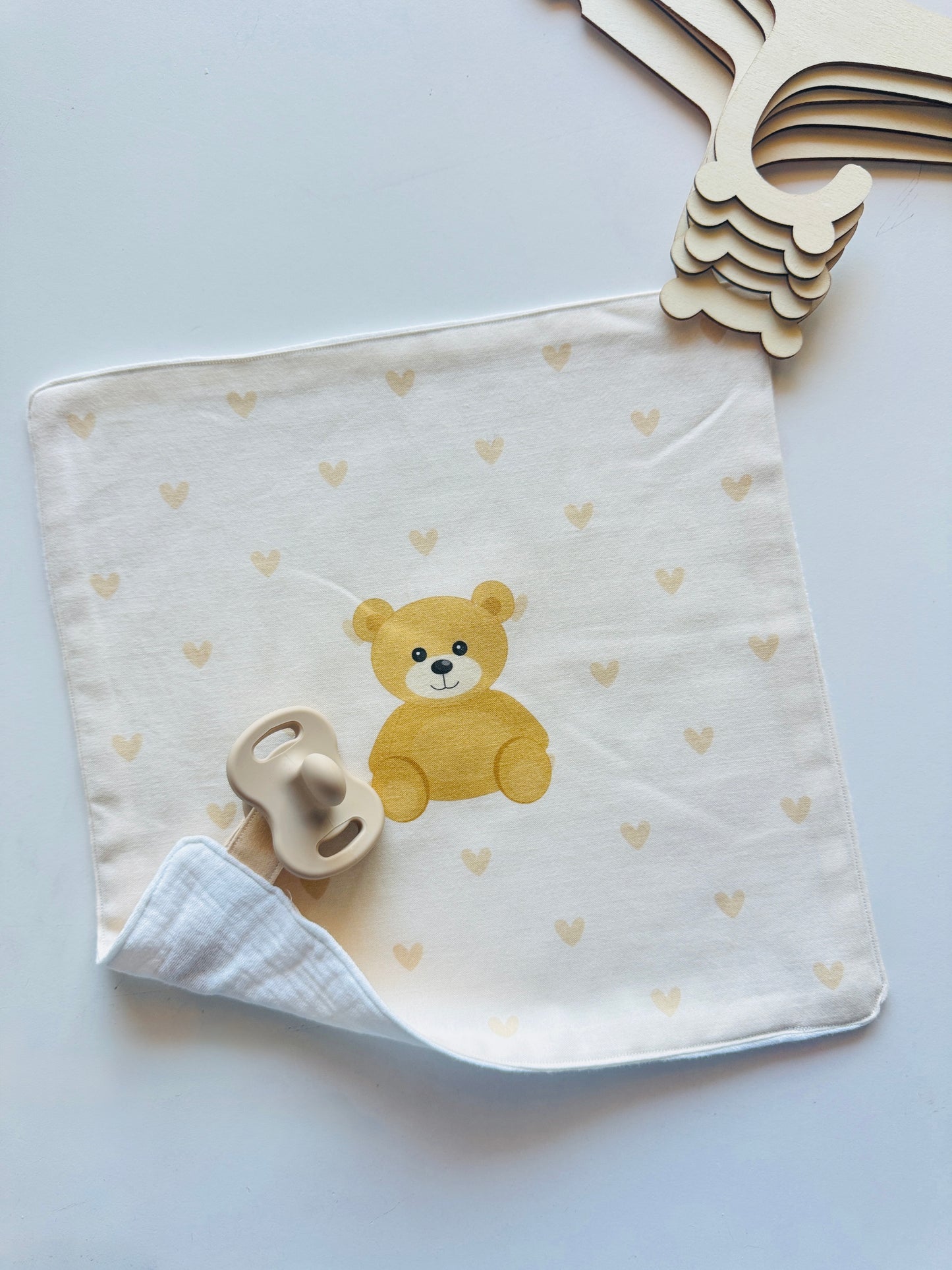 Carré accroche tétine - Ourson